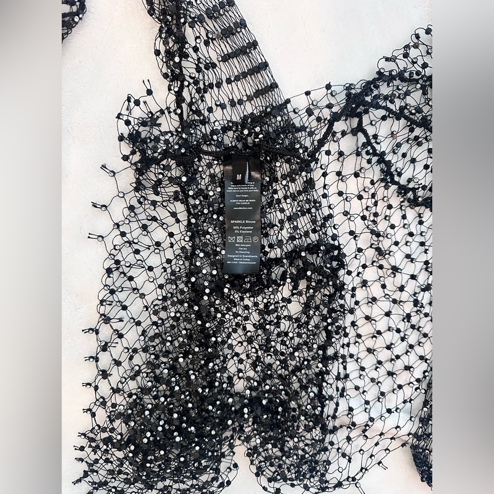 OW Collection Sparkle top . - Picture 7 of 7